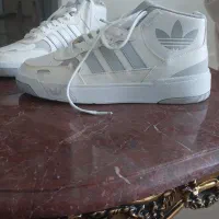 کتونی اورجینال آدیداس