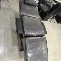 صندلی تخت شو و میز اینه