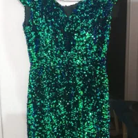 لباس مجلسی|لباس|رباط‌کریم, نصیرشهر|دیوار