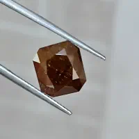الماس قهوه ای رنگ 5/17 قیراطی با شناسنامه|جواهرات|تهران, بازار|دیوار