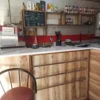 فروش فوری وسایل کافیشاپ بصورت تکی و یکجا|کافی‌شاپ و رستوران|زرقان, |دیوار