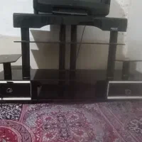 میز تلویزیون شیشه ای