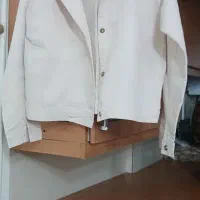 با سلام دو عدد کت کتان سایز ۴۴ اصلا پوشیده نشده