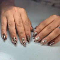 اف ویژه روز دختر کاشت و اموزش ناخن در صدرا