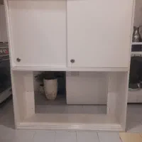 دوعددکابینت درب کشویی طول ۱۱۰ cmو عمق ۳۱ cm|کتابخانه، شلف، قفسههای دیواری|تهران, قیام|دیوار