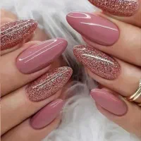 استخدام  ناخن کار و مژه کار در  اتوبان محلاتی