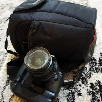 دروبین کنون 550D در حد