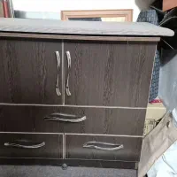 کمد ، میز اتو و میز خیاطی خاص و جادار