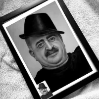 سفارش نقاشی چهره به سبک سیاه قلم پذیرفته میشود