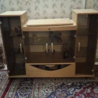 تلویزیون داری بدون میزکه نمیشه