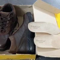 کفش ایمنی تمیز نو کار نکرده