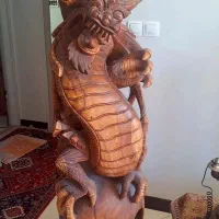 مجسمه چوبی دستساز