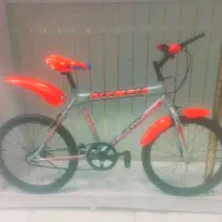 دوچرخه ۲۰ ساده تمیز تمیز سالم بدونه هیچ عیبی|دوچرخه، اسکیت، اسکوتر|قم, شاه ابراهیم|دیوار