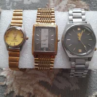 سه عددساعت کوارتز