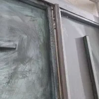 درب حیاط و ۲ عدد پنجره|مصالح و تجهیزات ساختمان|اردبیل, |دیوار