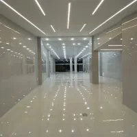 اجاره واحد تجاری / بمساحت ۲۲۰ متر مربع