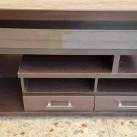 ۲عدد میز تلویزیون ۳۰۰ تومن