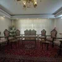 مبل سلطنتی