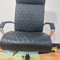 میز و صندلی اداری