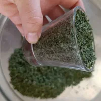 نعنا خشک و بسته بندی بوته ی