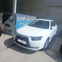 دنا پلاس ۶ دنده دستی