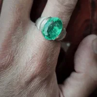 انگشتر زمرد