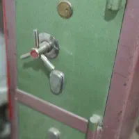 گاو صندوق دوطبقه