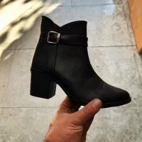 پوتین زنانه|کیف، کفش، کمربند|شیراز, نیستان|دیوار