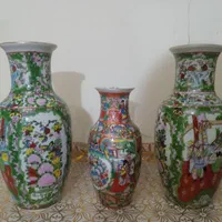 گلدان چینی قدیمی و گلاب پاش