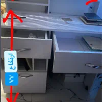 میز تحریر و کمد دیواری