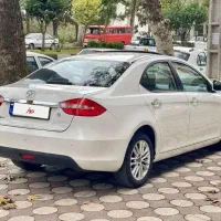 جک J5 مدل ۱۳۹۳ اتومات