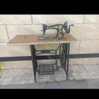میزچرخ خیاطی قدیمی