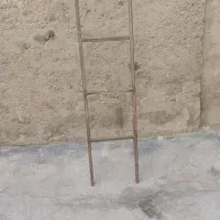 نردبان آهنی