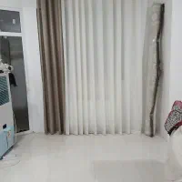 دوتا پرده در حد نو هنوز شسته نشده حریرشاین دار
