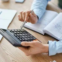 کارمند اداری آقا