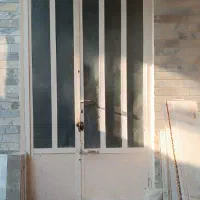 درب پنجره قوطی قدیمی سنگین وزن با شیشه  حفاظ و رنگ|مصالح و تجهیزات ساختمان|علی‌آباد کتول, |دیوار