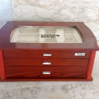 میز سرویس قاشق و چنگال