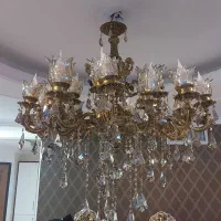 لوستر پذیرایی|لوستر و چراغ آویز|قدس, شهر‌قدس|دیوار