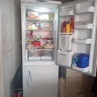 تعمیر انواع یخچال خانگی و فروشگاهی|خدمات پیشه و مهارت|زرقان, |دیوار