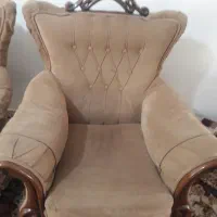 مبل راحتی هفت نفره .جنس چوب عالی فقط نیازمند تعمیر|مبلمان خانگی و میز عسلی|اسلام‌‌آباد غرب, |دیوار