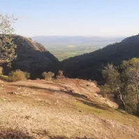 چادر کوه و تجهیزات و شی ر لری