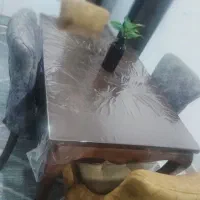 میزغذاخوری ۴ نفره کاملا سالم و نو