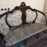 مبل سه نفره و سه عدد مبل تک نفره