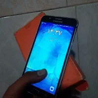 گوشی سامسونگ J7