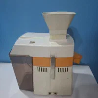 اب سیب گیر و اب هویج گیر مولینکس