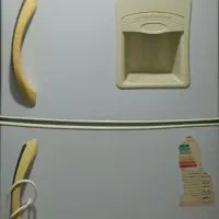 فروش یک دستگاه یخچال فریزر الکترواستیل