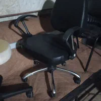 یک جفت صندلی چرم شرکت نیلپر|صندلی و نیمکت|کرج, فاز ۱ مهرشهر|دیوار
