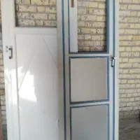 فروش درب آلمینیومی ودرب چوبی درحد نو