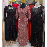 تعدادی لباس مجلسی در حد نو