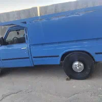 ماشین  نیسان  82
